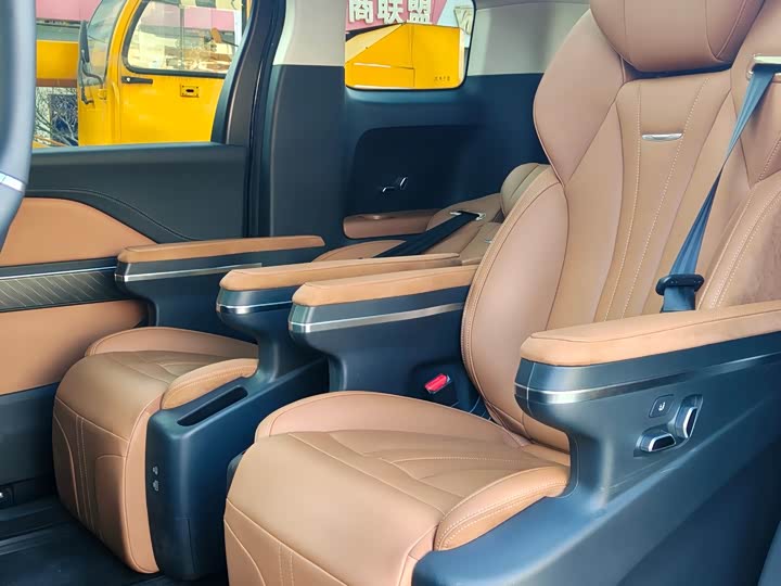 Hongqi HQ9 Hybrid 2024 2024款 2.0T 四驱商务版