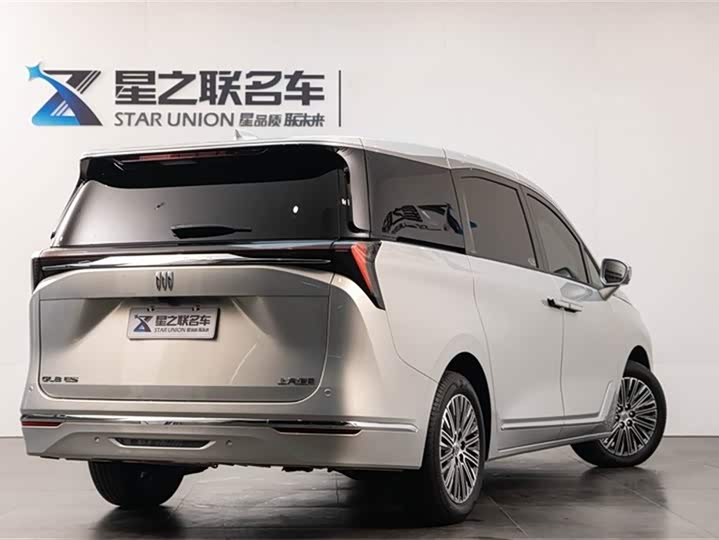 Buick GL8 ES 2025 2025款 陆尊 智享版