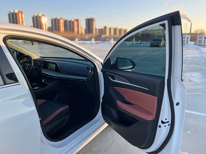 Changan Eado Plus 2024 2024款 PLUS 蓝鲸NE 1.4T GDI DCT高能版