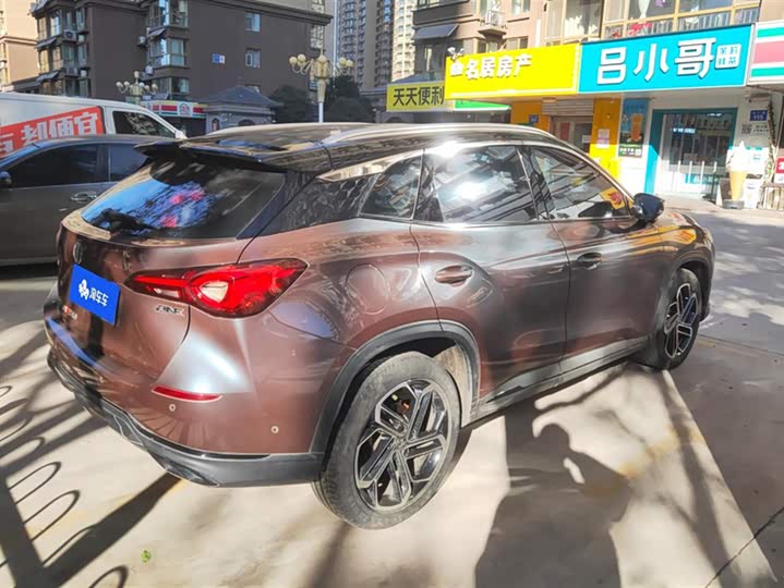 MG Motor One 2022 2022款 α-数智运动系列 1.5T 进阶版