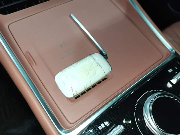 Geely Galaxy L6 2025 2025款 EM-i 140km 星舰版