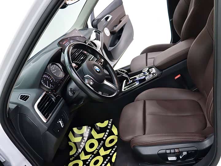 BMW 1 Series 2023 2023款 120i M运动曜夜版