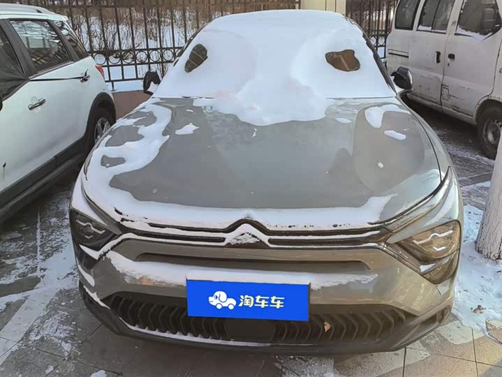 Citroen C5 X 2022 2022款 1.6T 享不凡 虎年开门红版