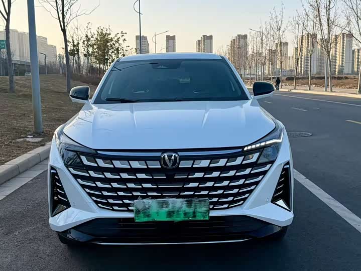 Changan UNI-Z Hybrid 2024 2024款 蓝鲸智电iDD 125km 卓越型