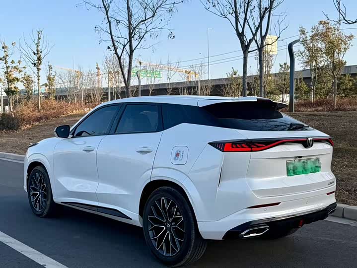 Changan UNI-Z Hybrid 2024 2024款 蓝鲸智电iDD 125km 卓越型
