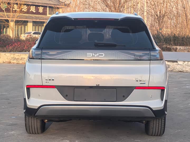 2025 BYD Sea Lion 05 EV