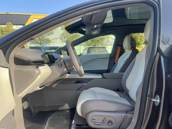 Zeekr 007 GT 2025 2025款 后驱智驾版 75kWh