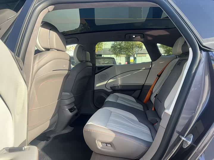 Zeekr 007 GT 2025 2025款 后驱智驾版 75kWh