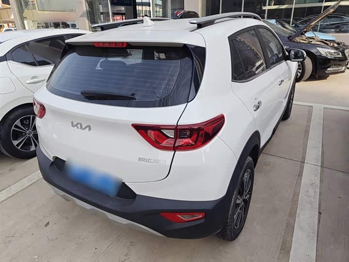 Kia KX1 2021 2021款 1.4L CVT趣享版