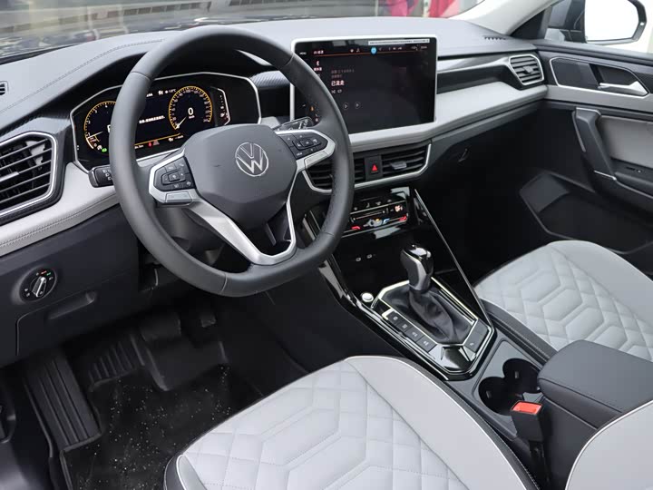 Volkswagen Tayron 2026 2026款 3000万辆甄选款 330TSI