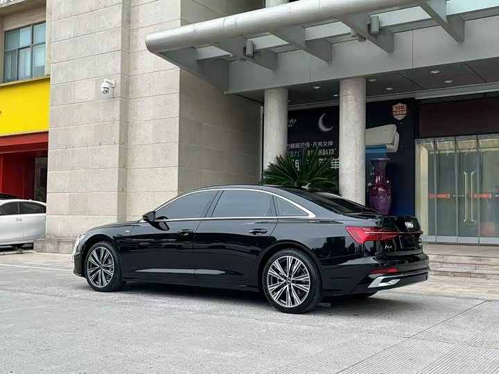 Audi A6L 2025 2025款 45 TFSI quattro 臻选动感型