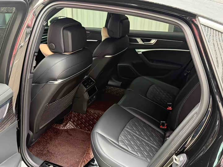 Audi A6L 2025 2025款 45 TFSI quattro 臻选动感型