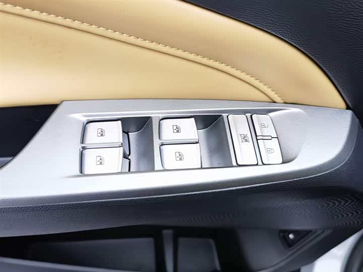 Maxus G50 Hybrid 2025 2025款 旗舰版