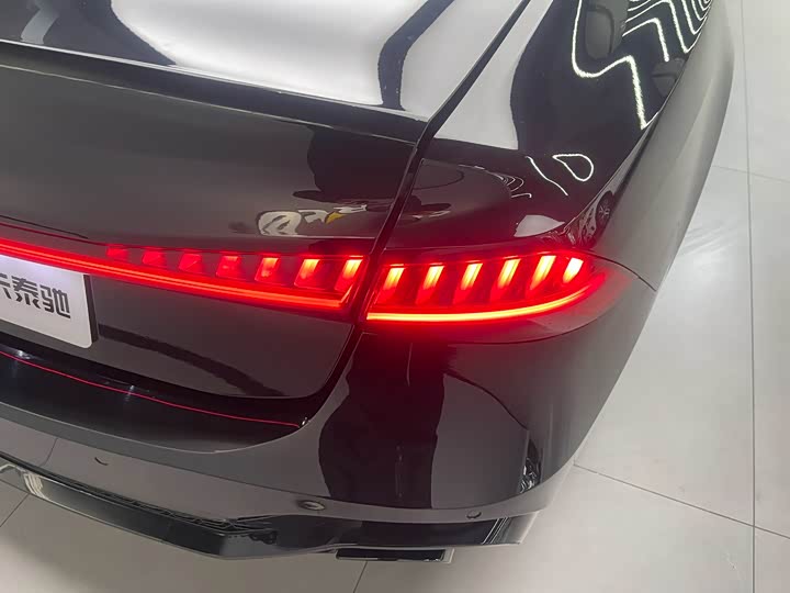 Audi A7L 2024 2024款 45 TFSI quattro S-line 黑武士版