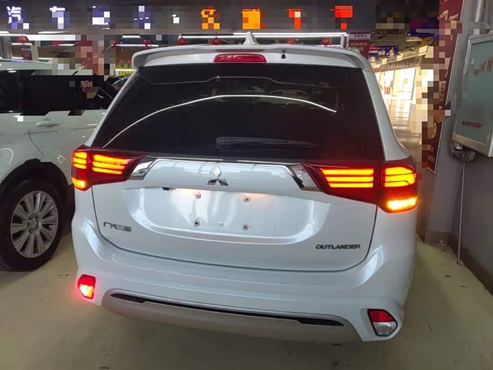 Mitsubishi Outlander 2021 2021款 改款 2.0L 两驱畅行版 5座