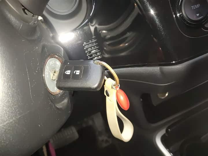 Mitsubishi Outlander 2021 2021款 改款 2.0L 两驱畅行版 5座