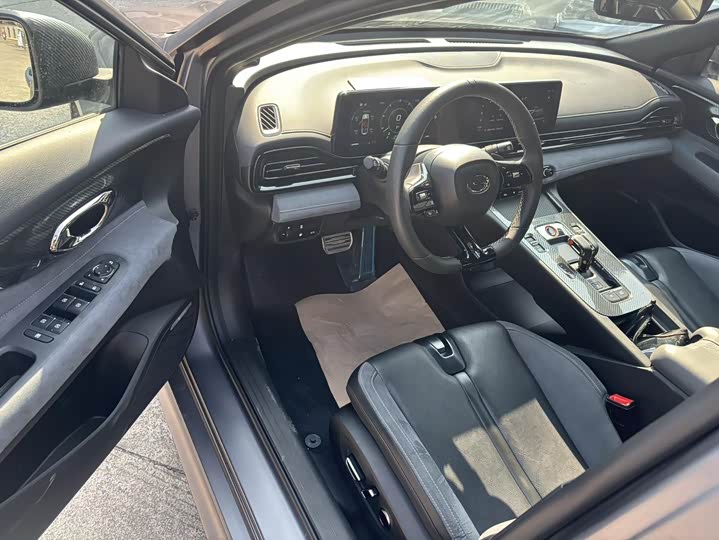 GAC Trumpchi Empow R 2023 2023款 400T 自动R MAX