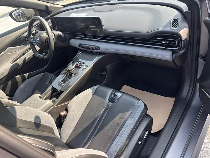 GAC Trumpchi Empow R 2023 2023款 400T 自动R MAX