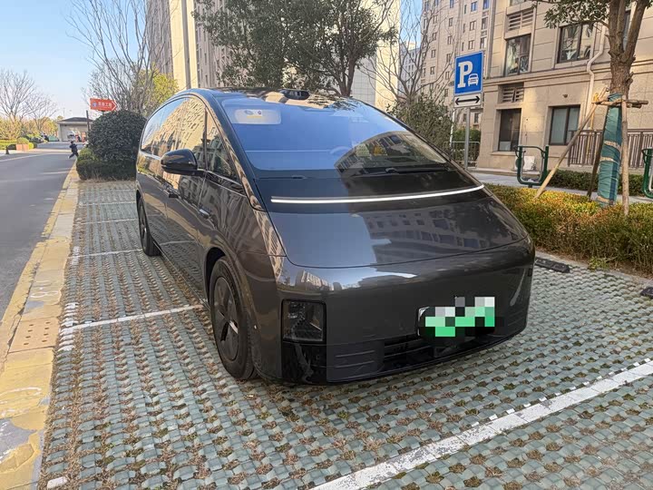 LiXiang Mega 2025 2025款 Home 家庭特别版