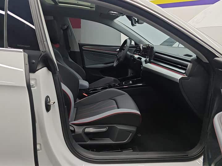 Volkswagen Lamando L 2025 2025款 凌渡L 280TSI DSG酷辣版