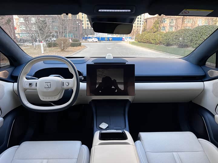 Zeekr 007 2024 2024款 后驱智驾版 75kWh