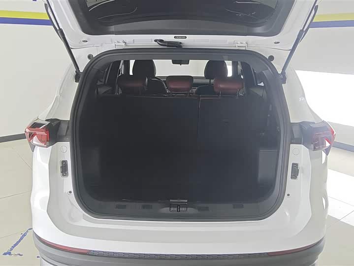 Jetour X70 Plus 2025 2025款 冠军版 1.5T DCT冠军PRO 5座