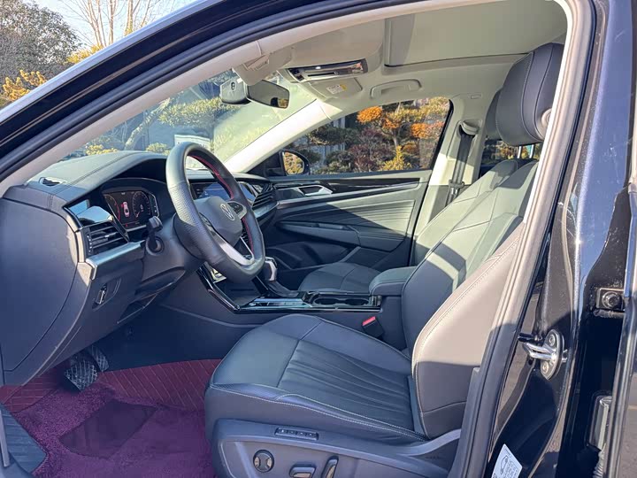 Volkswagen Passat 2025 2025款 出众款 380TSI 星空龙腾版