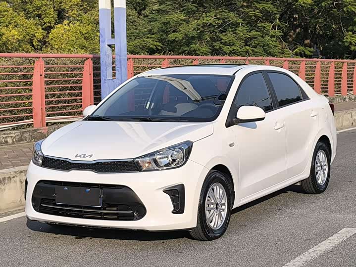Kia Pegas 2020 2020款 改款 1.4L 自动舒适天窗版