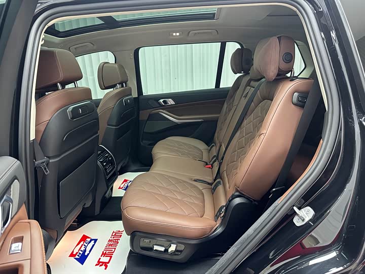 BMW X7 2023 2023款 xDrive40i 领先型豪华套装