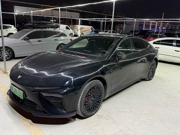 Hozon S 2022 2022款 纯电 650km 四驱大版