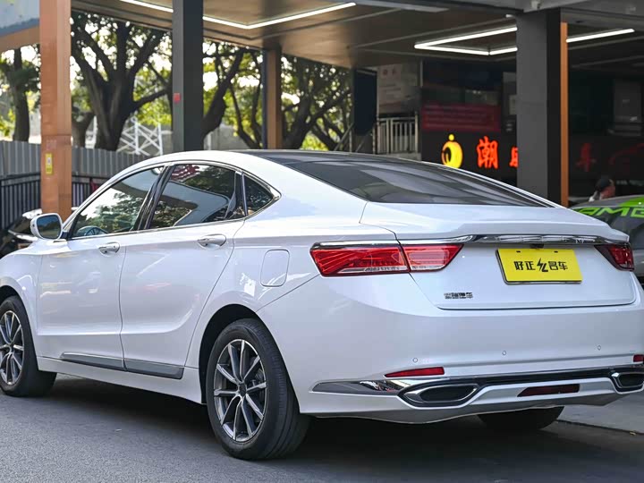 Geely Emgrand GT 2021 2021款 1.8T 领航版+