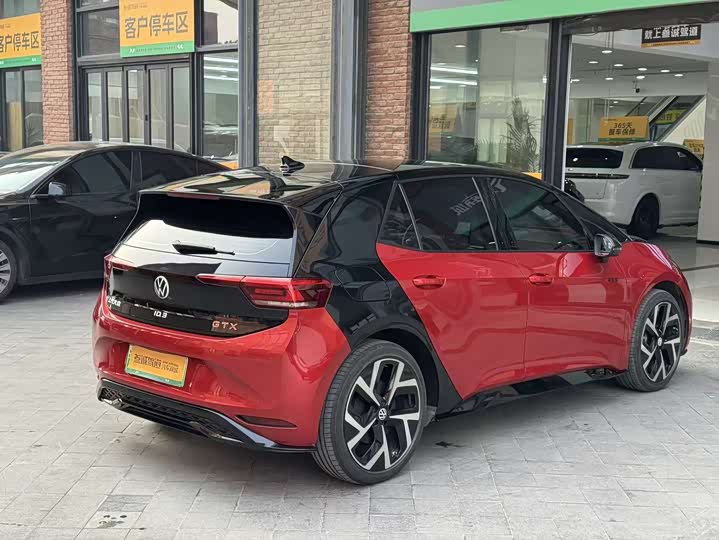 Volkswagen ID.3 2026 2026款 聪明款 极智版GTX套件款
