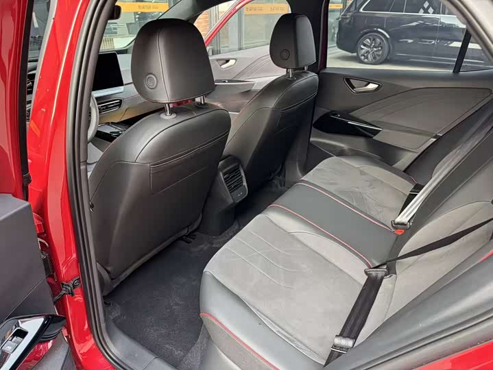 Volkswagen ID.3 2026 2026款 聪明款 极智版GTX套件款