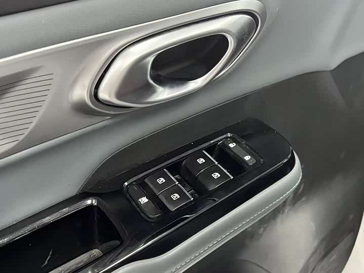 GAC Aion Y 2025 2025款 Plus 510 乐享版 58.4kWh