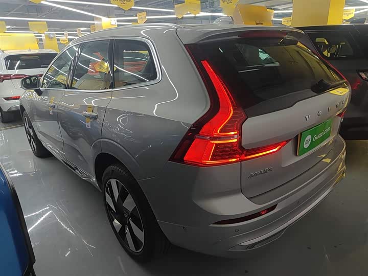 Volvo XC60 Hybrid 2025 2025款 插电式混动 长续航四驱智远豪华版