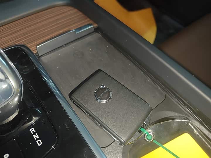 Volvo XC60 Hybrid 2025 2025款 插电式混动 长续航四驱智远豪华版