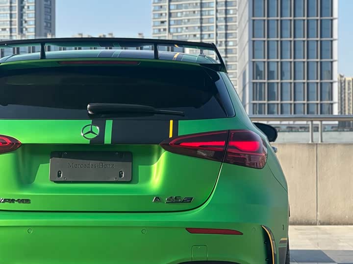Mercedes-Benz A-Class AMG 2024 2024款 AMG A 45 S 4MATIC+ 魔焰绿特别版