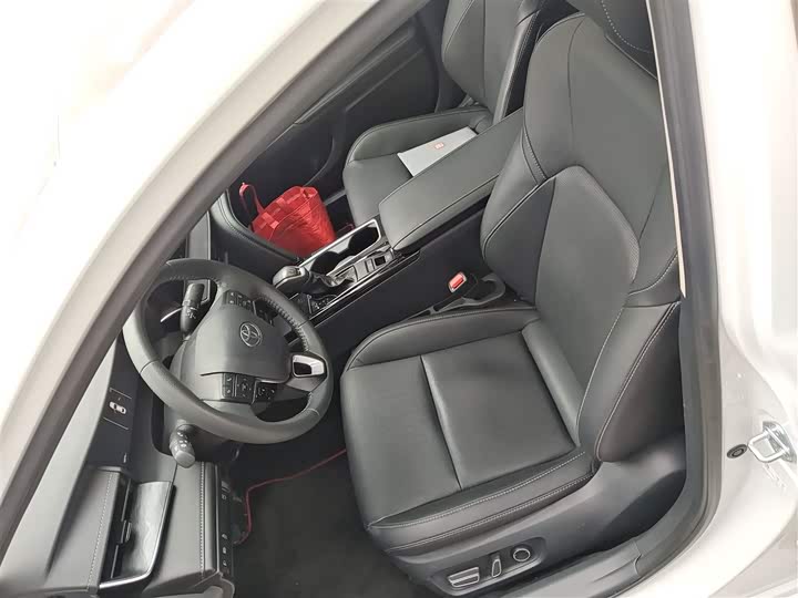 Toyota Camry 2024 2024款 2.0G 尊贵版