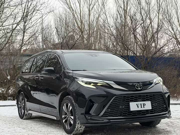 Toyota Granvia 2024 2024款 2.5L混动 尊贵PLUS四驱版