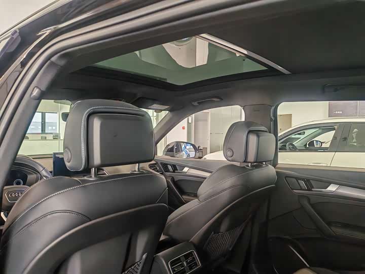 Audi Q5L 2025 2025款 40 TFSI 豪华动感型