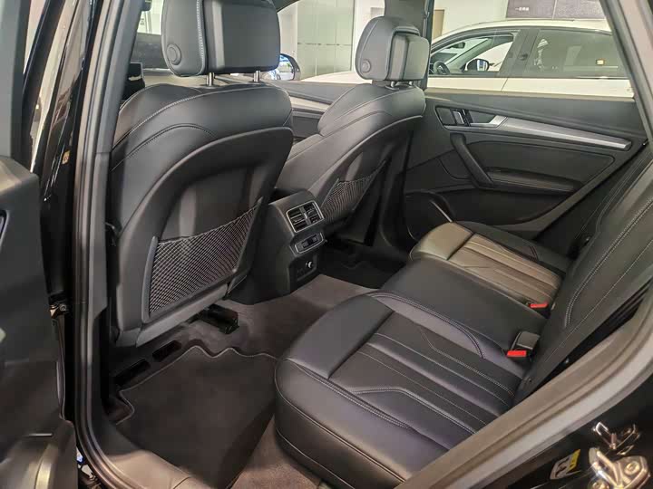 Audi Q5L 2025 2025款 40 TFSI 豪华动感型