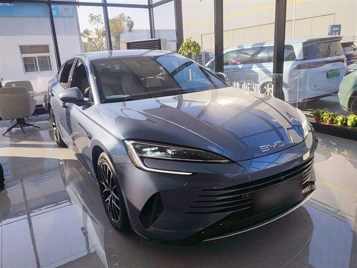 BYD Seal 07 DM-i Hybrid 2025 2025款 智驾版 DM-i 1.5L 125km 尊贵型