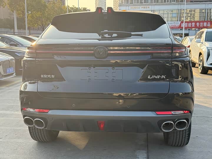 Changan UNI-K 2021 2021款 2.0T 尊贵型