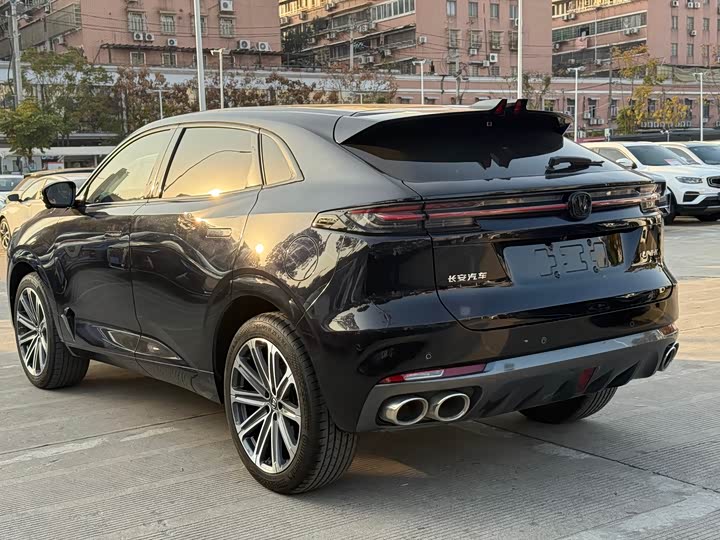 Changan UNI-K 2021 2021款 2.0T 尊贵型