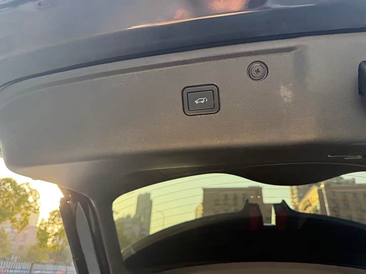 Changan UNI-K 2021 2021款 2.0T 尊贵型