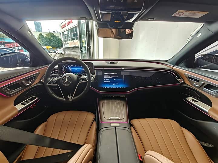 Mercedes-Benz E-Class Hybrid 2024 2024款 E 350 e L 插电式混合动力轿车