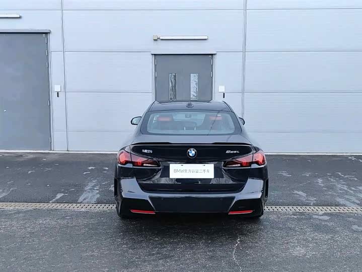 BMW 2 Series 2025 2025款 225L M运动曜夜套装