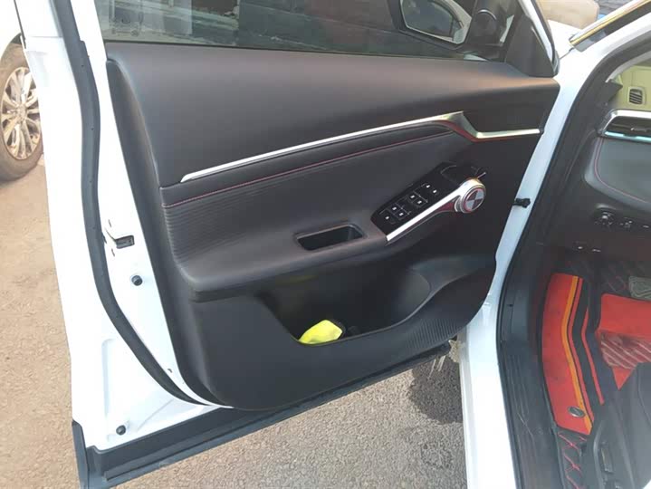 GAC Trumpchi Emkoo 2022 2022款 1.5T 超新星Pro版