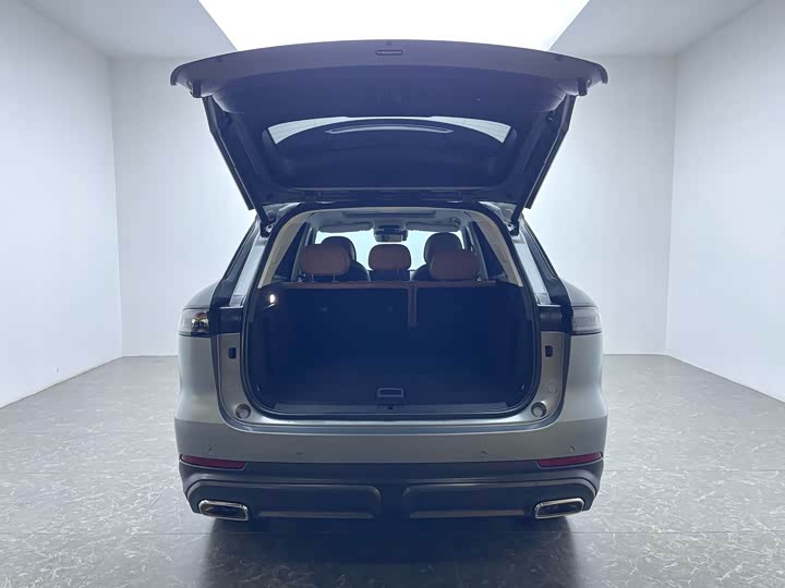 Chery Tiggo 8L 2024 2024款 2.0T 两驱尊贵版 5座