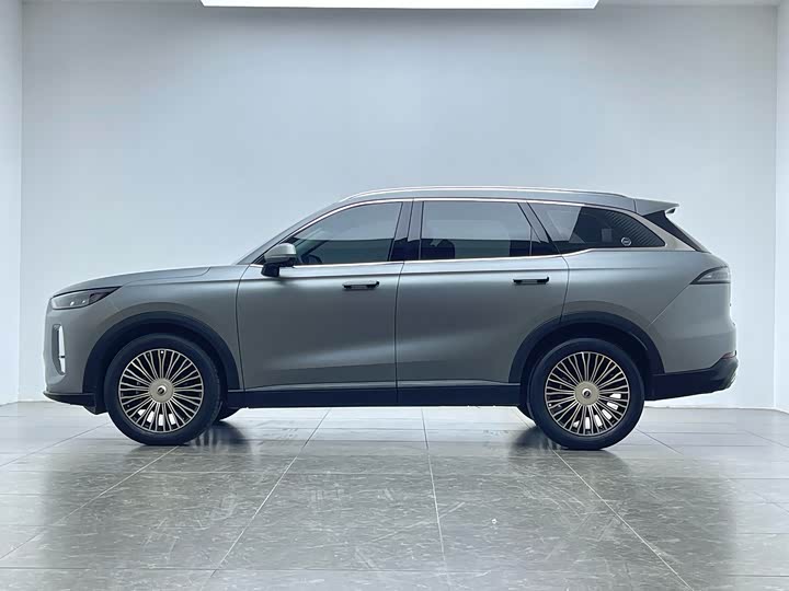 Chery Tiggo 8L 2024 2024款 2.0T 两驱尊贵版 5座